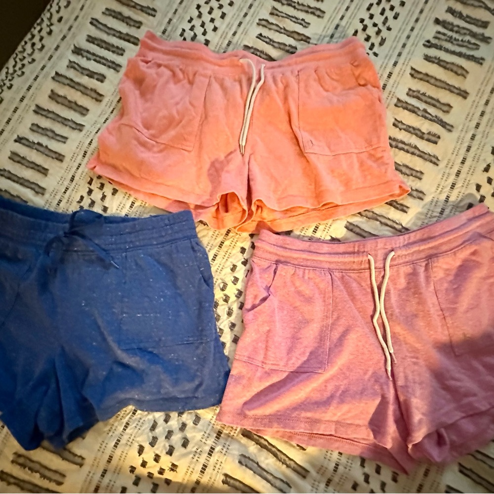 Bundle women’s shorts